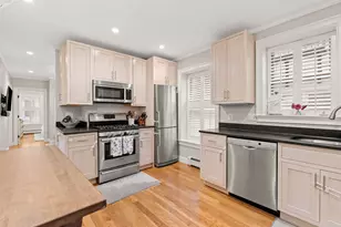 4 Cook St, Boston, MA 02129 - Photo 4