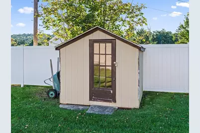 23 Snell St, Sturbridge, MA 01518 - Photo 40