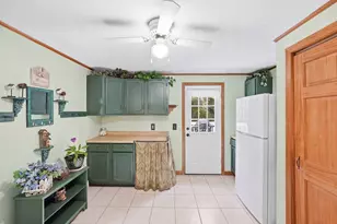 8 Glenmere Rd, Charlton, MA 01507 - Photo 14