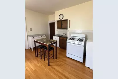 2301 Massachusetts Avenue #2, Cambridge, MA 02140 - Photo 4
