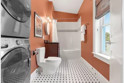 224 Florence St #10, Boston, MA 02131 - Photo 24