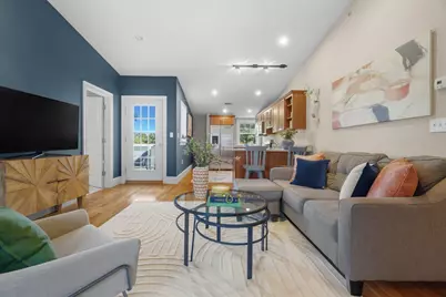 224 Florence St #10, Boston, MA 02131 - Photo 10