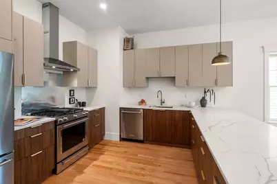 59 Highland #59, Brookline, MA 02445 - Photo 2