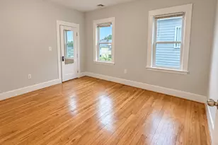 113 Hillsdale Rd, Somerville, MA 02144 - Photo 6