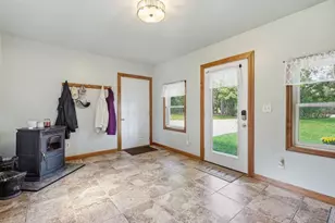 6 Brittany Dr, Palmer, MA 01069 - Photo 18
