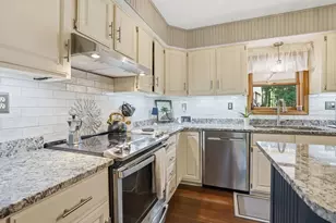 6 Brittany Dr, Palmer, MA 01069 - Photo 10