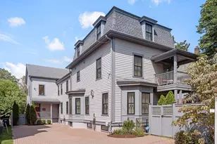 27 Walden St, Cambridge, MA 02140 - Photo 1