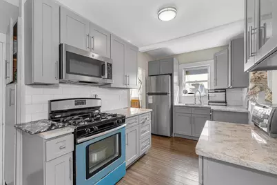25 Sheafe St, Malden, MA 02148 - Photo 4