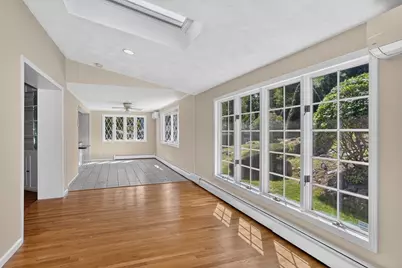 4 Parkway Road, Medford, MA 02155 - Photo 18
