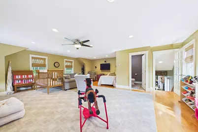 555 Sharps Lot Rd, Swansea, MA 02777 - Photo 22