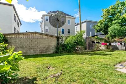 86 Beetle St, New Bedford, MA 02746 - Photo 10