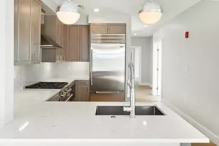 1650 Commonwealth Ave, Boston, MA 02135 - Photo 8