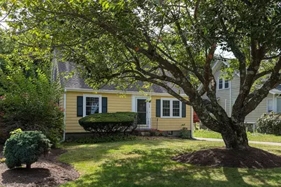 28 Middle St, Lexington, MA 02421 - Photo 2