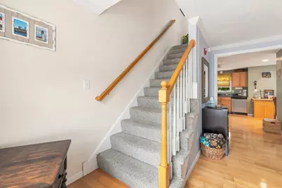 417 Hildreth St #5, Lowell, MA 01850 - Photo 10