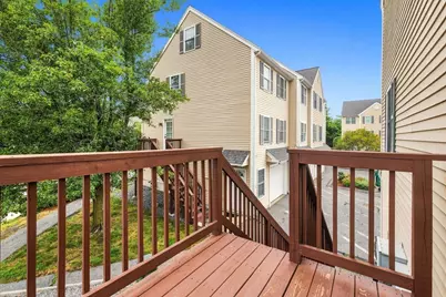 417 Hildreth St #5, Lowell, MA 01850 - Photo 16