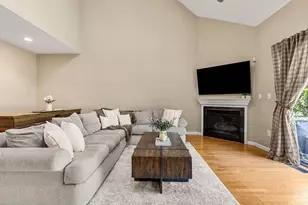 63 Landing Dr, Methuen, MA 01844 - Photo 10