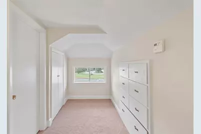 6 Van Horn Street, West Springfield, MA 01089 - Photo 32