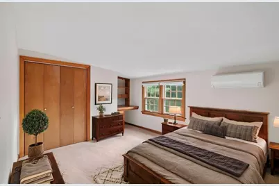 6 Van Horn Street, West Springfield, MA 01089 - Photo 36