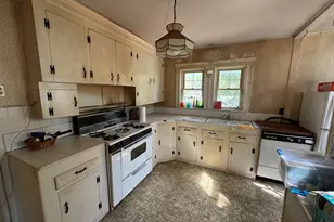 45 Robinswood Rd, Weymouth, MA 02190 - Photo 8