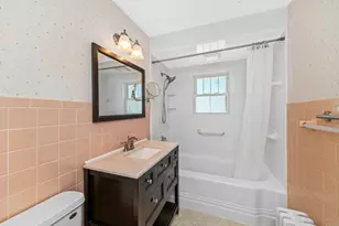 65 Walnut St, Shrewsbury, MA 01545 - Photo 14