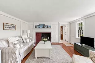 25 Concord St, Gloucester, MA 01930 - Photo 8