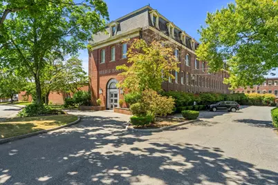 144 West Britannia Street #4-4, Taunton, MA 02780 - Photo 2