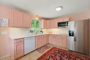 27 Country Club Dr, Westfield, MA 01085 - Photo 4