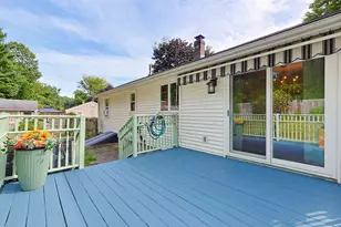 27 Country Club Dr, Westfield, MA 01085 - Photo 20