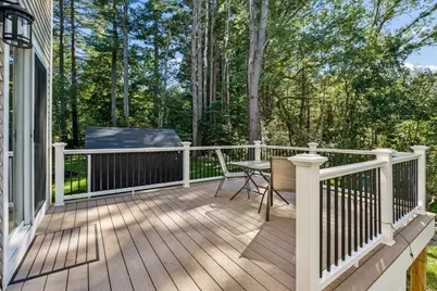 44 California, Tewksbury, MA 01876 - Photo 10