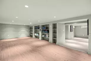 65 Crocker Rd, Medford, MA 02155 - Photo 34