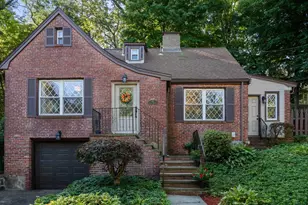 122 Austin St, Newton, MA 02460 - Photo 1