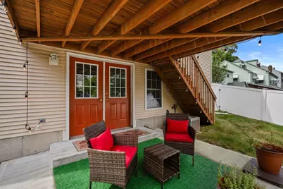 109 Appleton St, Springfield, MA 01108 - Photo 30