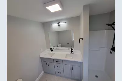 26 Bowker, Worcester, MA 01604 - Photo 4