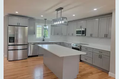 26 Bowker, Worcester, MA 01604 - Photo 2