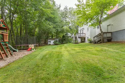 27 Gretchen Way, Raynham, MA 02767 - Photo 2