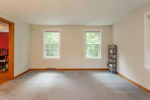 27 Gretchen Way, Raynham, MA 02767 - Photo 18