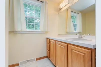 27 Gretchen Way, Raynham, MA 02767 - Photo 28