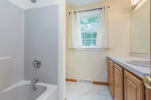 27 Gretchen Way, Raynham, MA 02767 - Photo 28