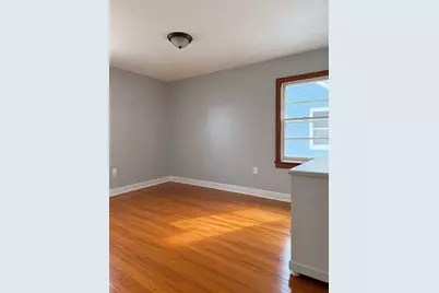 210 Hope St #3N, Fall River, MA 02721 - Photo 4