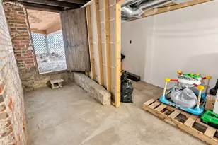 6 Delaware St, Worcester, MA 01603 - Photo 10