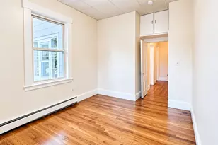 229 Jackson St, Lawrence, MA 01841 - Photo 4