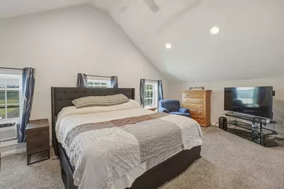 121 S. Washington Street, Belchertown, MA 01007 - Photo 34