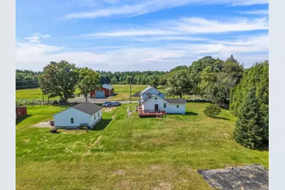 121 S. Washington Street, Belchertown, MA 01007 - Photo 4