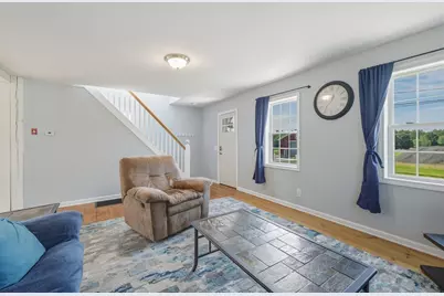 121 S. Washington Street, Belchertown, MA 01007 - Photo 16