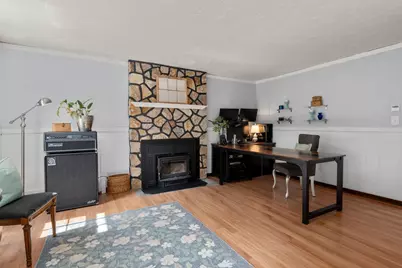 543 Central Street, Holliston, MA 01746 - Photo 14