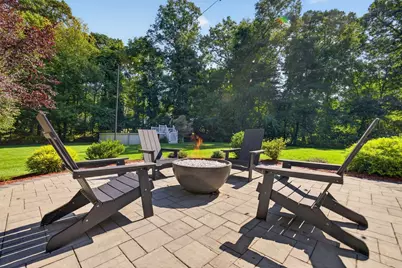 155 Blackstone St, Bellingham, MA 02019 - Photo 36