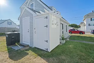 70 Coburn St, Hull, MA 02045 - Photo 20