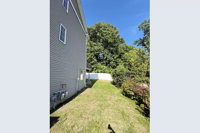 2 Burncoat Hts, Worcester, MA 01606 - Photo 4