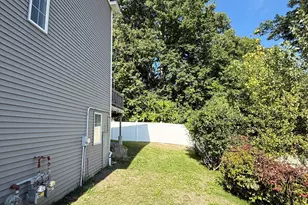 2 Burncoat Hts, Worcester, MA 01606 - Photo 4