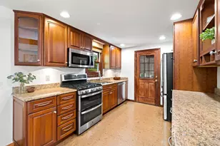 56 Skilton Ln, Burlington, MA 01803 - Photo 10